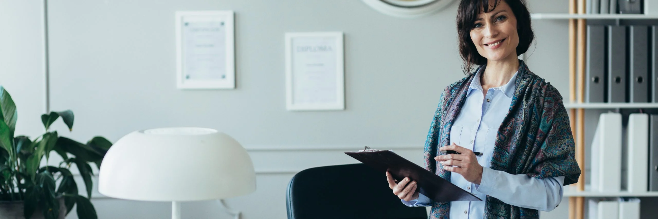 psychotherapist-waiting-for-patient-in-her-room